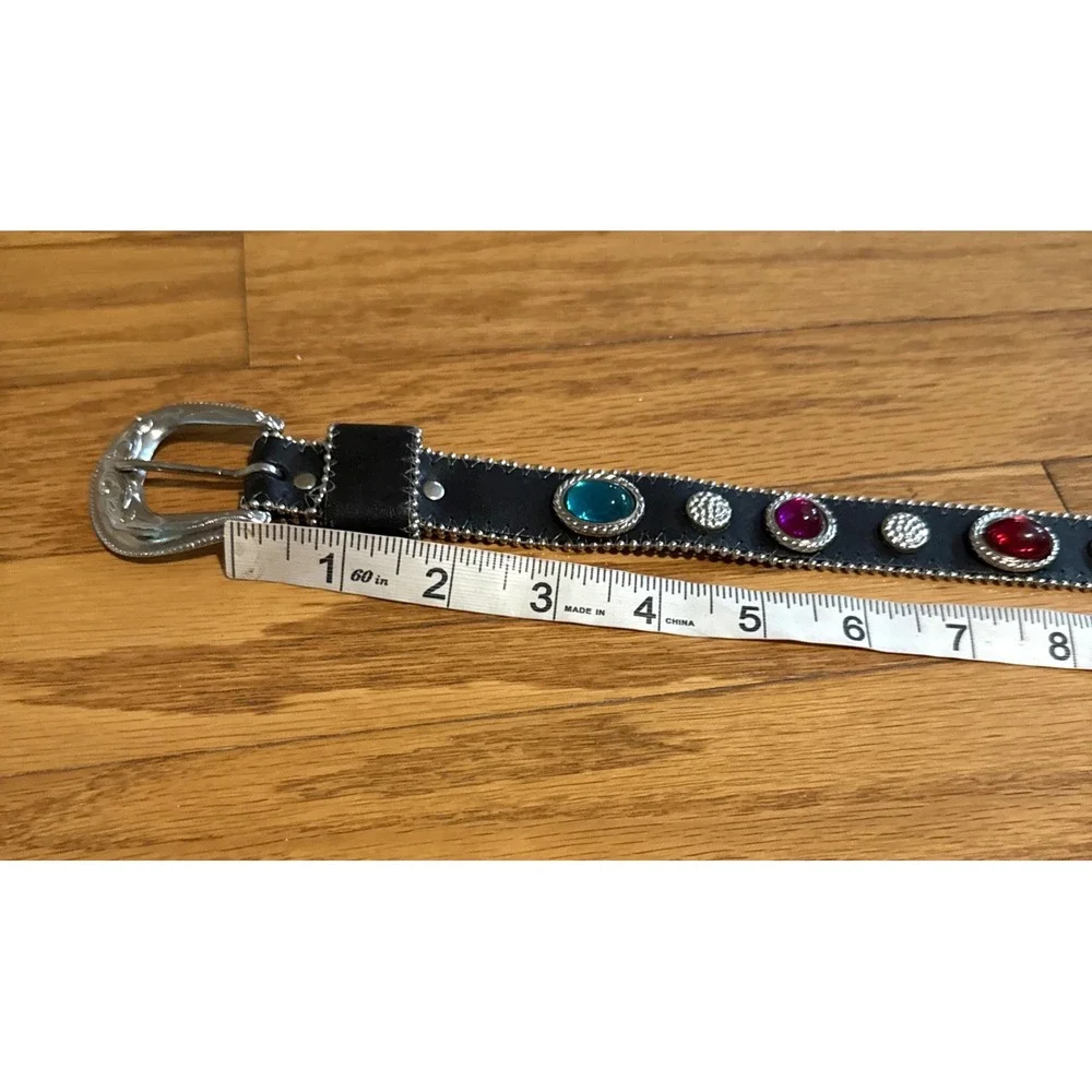 Unbranded Jeweled Genuine Leather Belt Women's Size XS/S 28 Black Rivet lined **